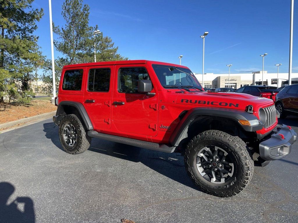 Used 2025 Jeep Wrangler Rubicon w/ Convenience Group image 12