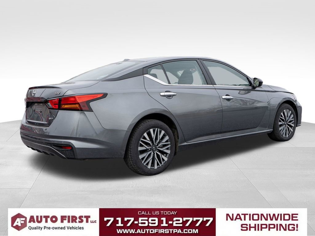 Used 2024 Nissan Altima 2.5 SV image 3
