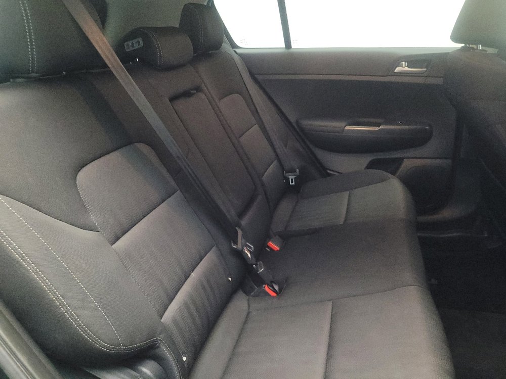 Used 2020 Kia Sportage LX image 19
