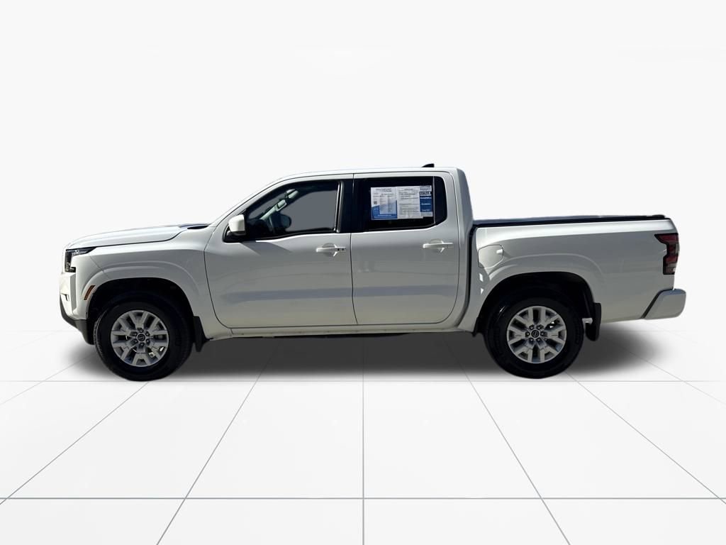 Used 2024 Nissan Frontier SV w/ SV Convenience Package image 5