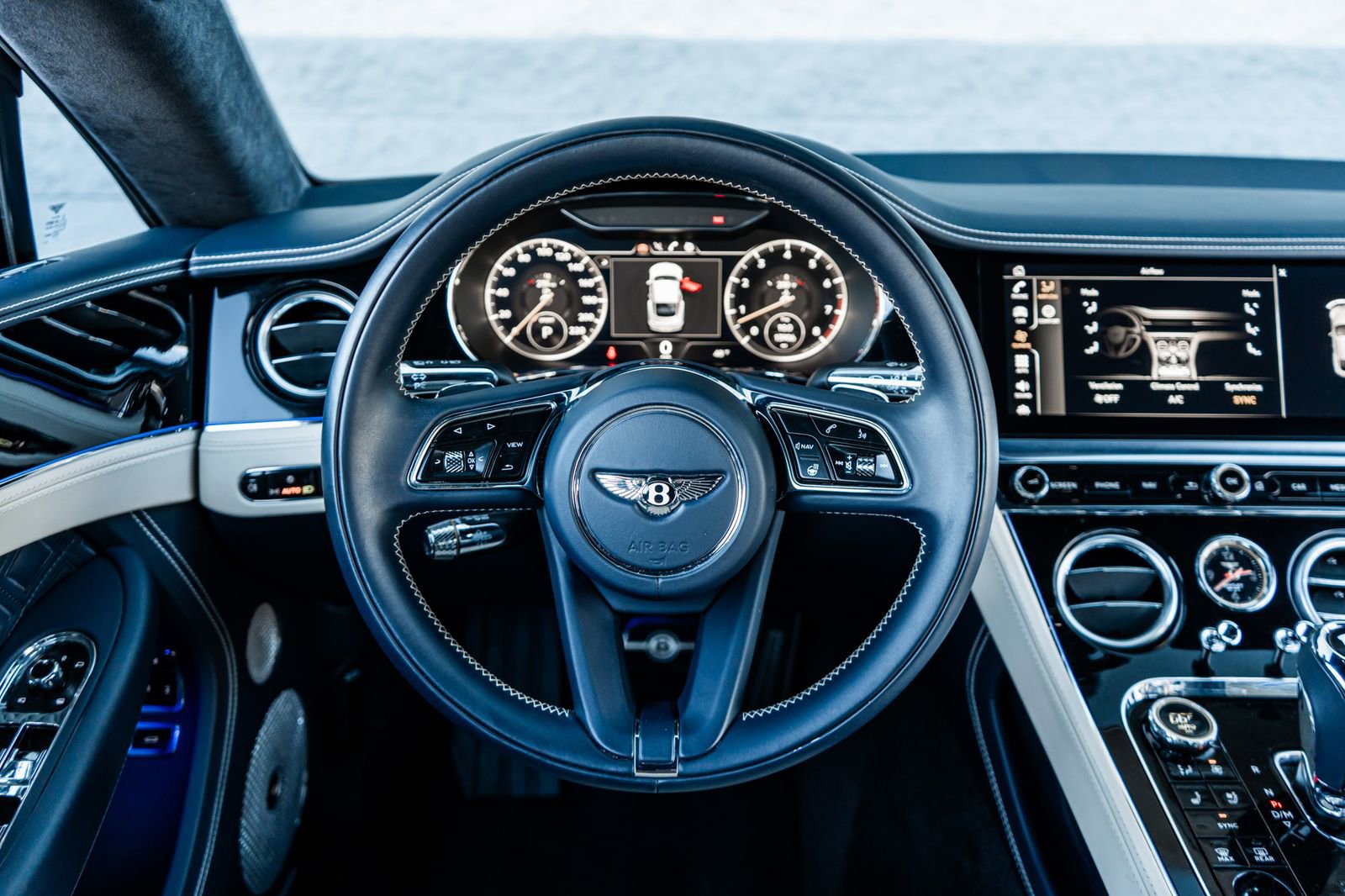 Used 2022 Bentley Continental GT image 32