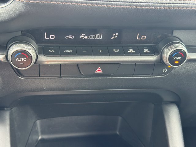 Used 2025 MAZDA MAZDA3 s Sport FWD image 33