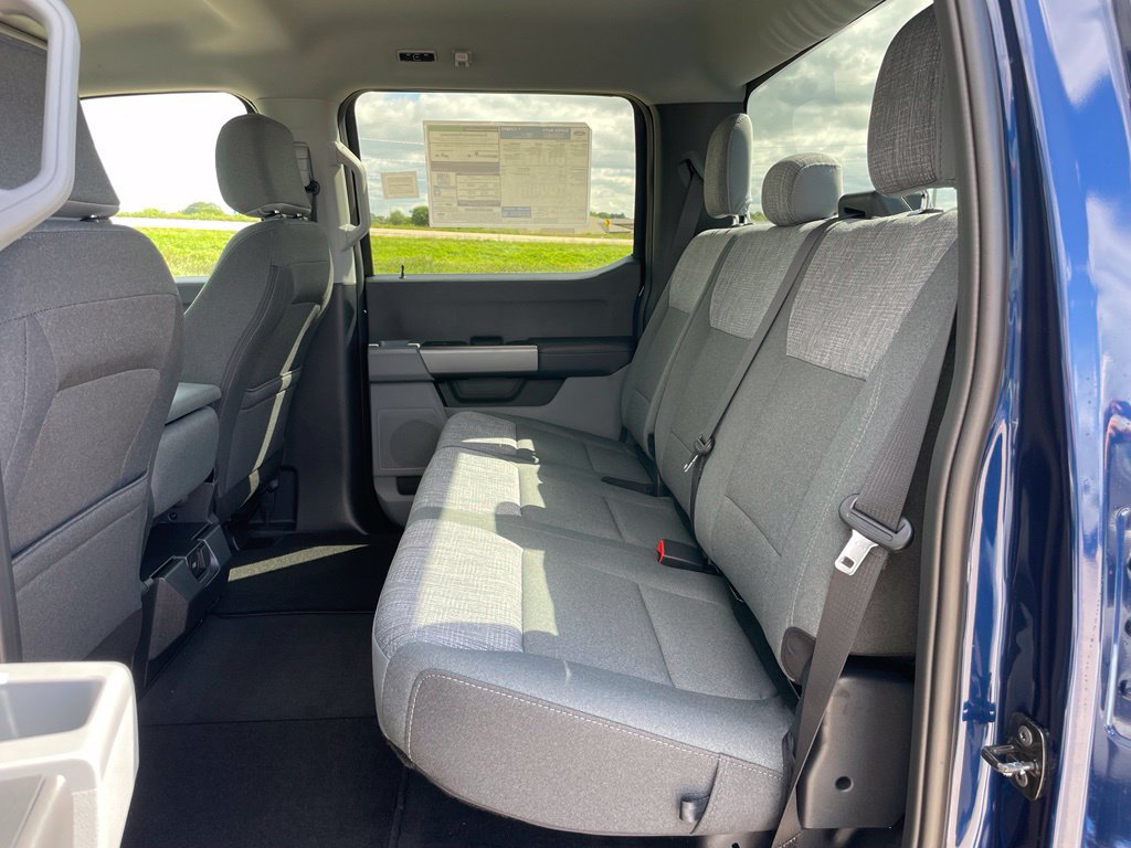 New 2027 Ford F250 XLT AWD/4WD image 9