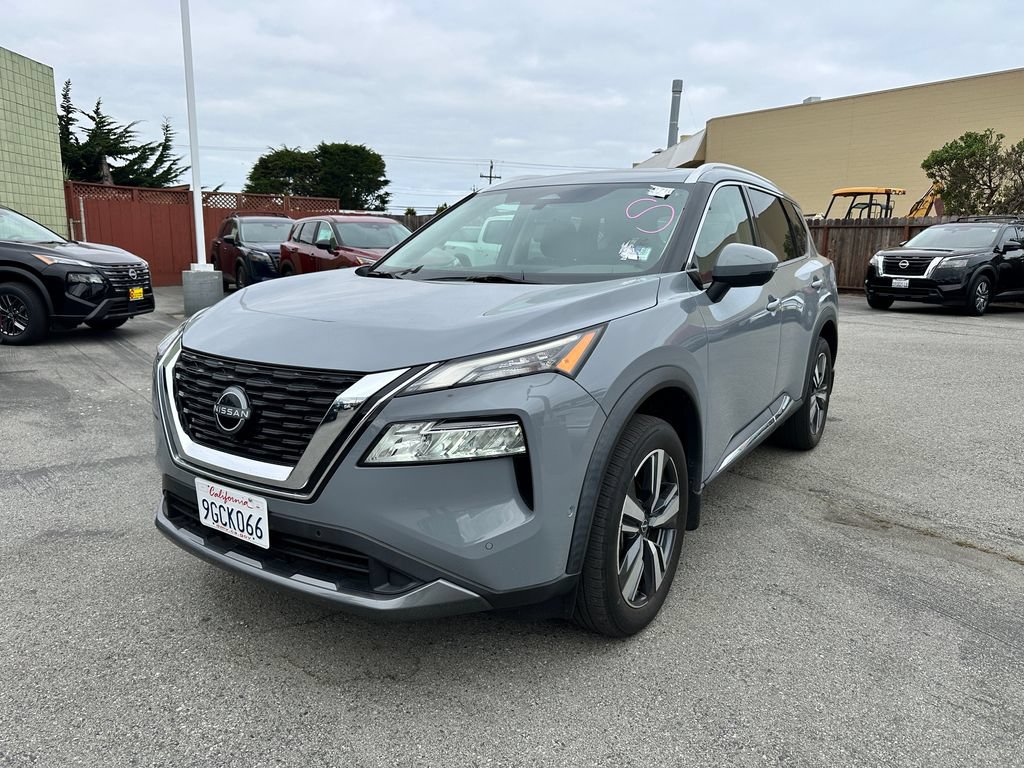 Used 2023 Nissan Rogue SL w/ SL Premium Package FWD image 3
