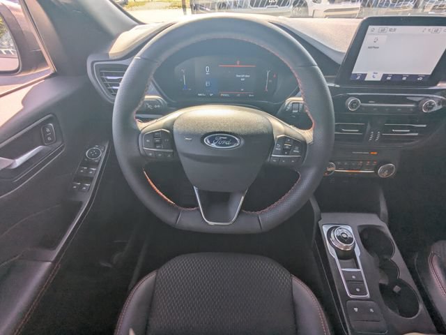 Used 2025 Ford Escape ST-Line AWD/4WD image 16