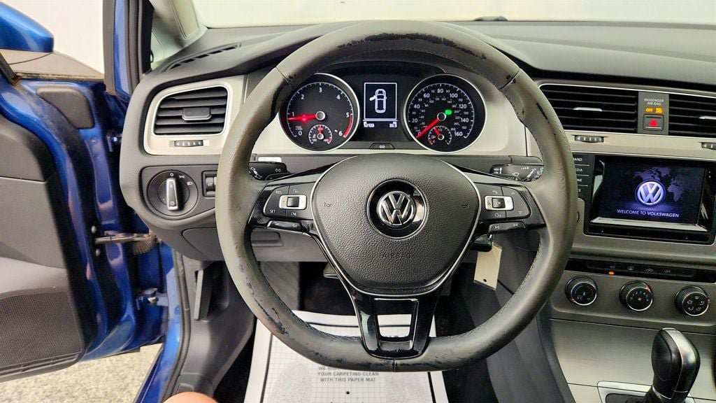 Used 2015 Volkswagen Golf TDI S FWD image 13