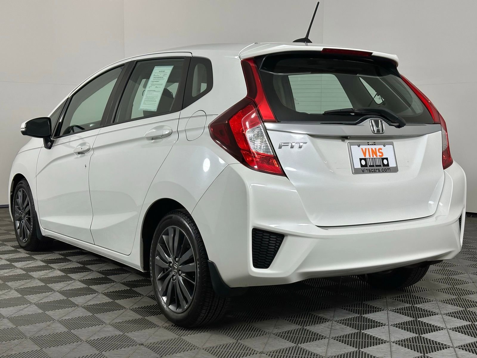 Used 2015 Honda Fit EX-L image 28