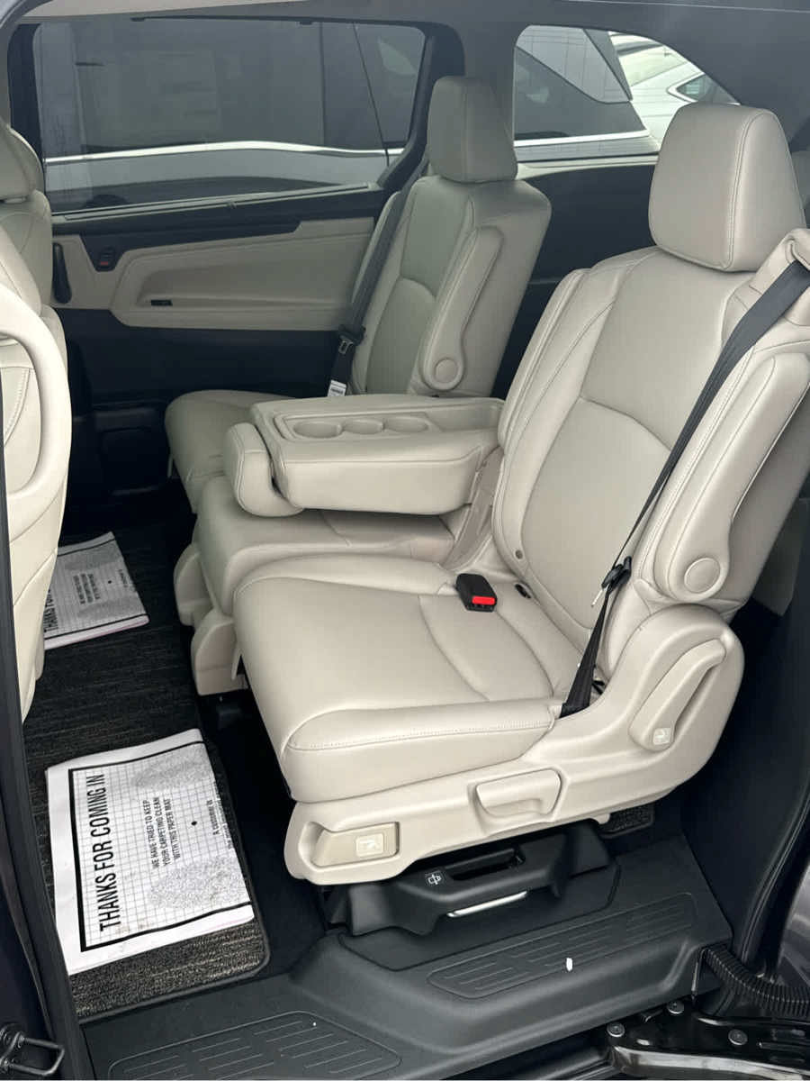 New 2027 Honda Odyssey EX-L image 32