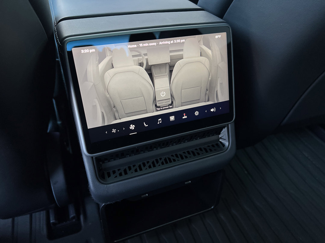 Used 2024 Tesla Model 3 Standard Range image 24