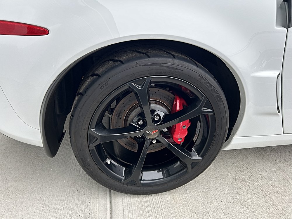 Used 2013 Chevrolet Corvette Grand Sport w/ 2LT Preferred Equipment Group RWD image 30
