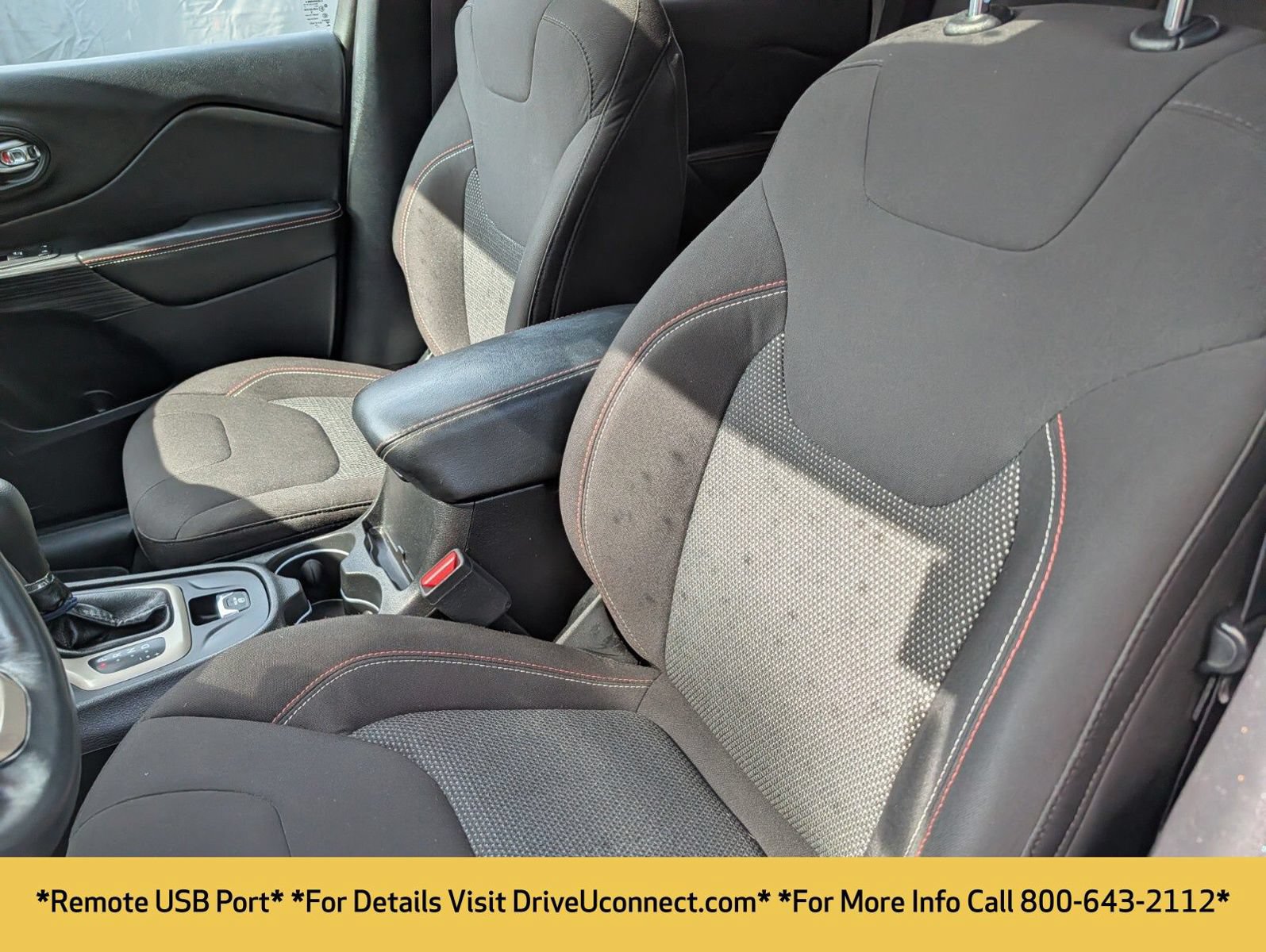 Used 2017 Jeep Cherokee 75th Anniversary AWD/4WD image 19