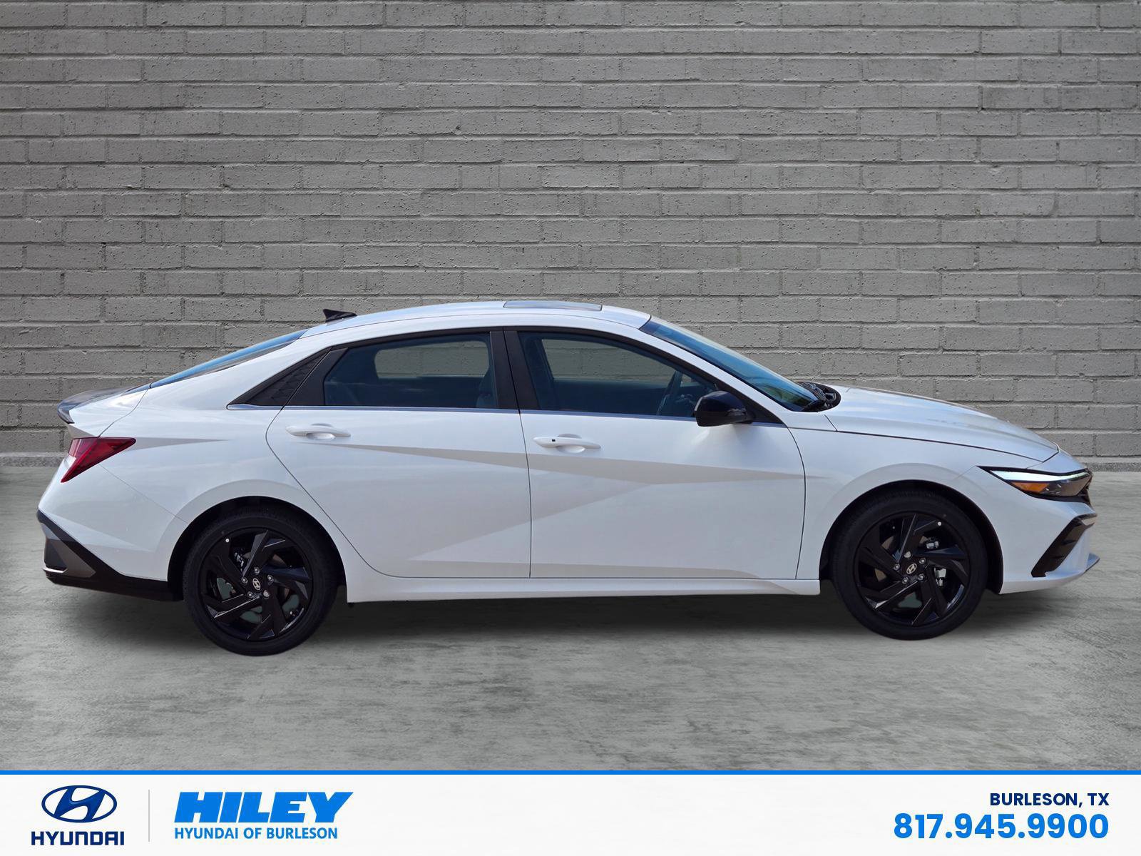 New 2026 Hyundai Elantra SEL Sport Premium FWD image 3