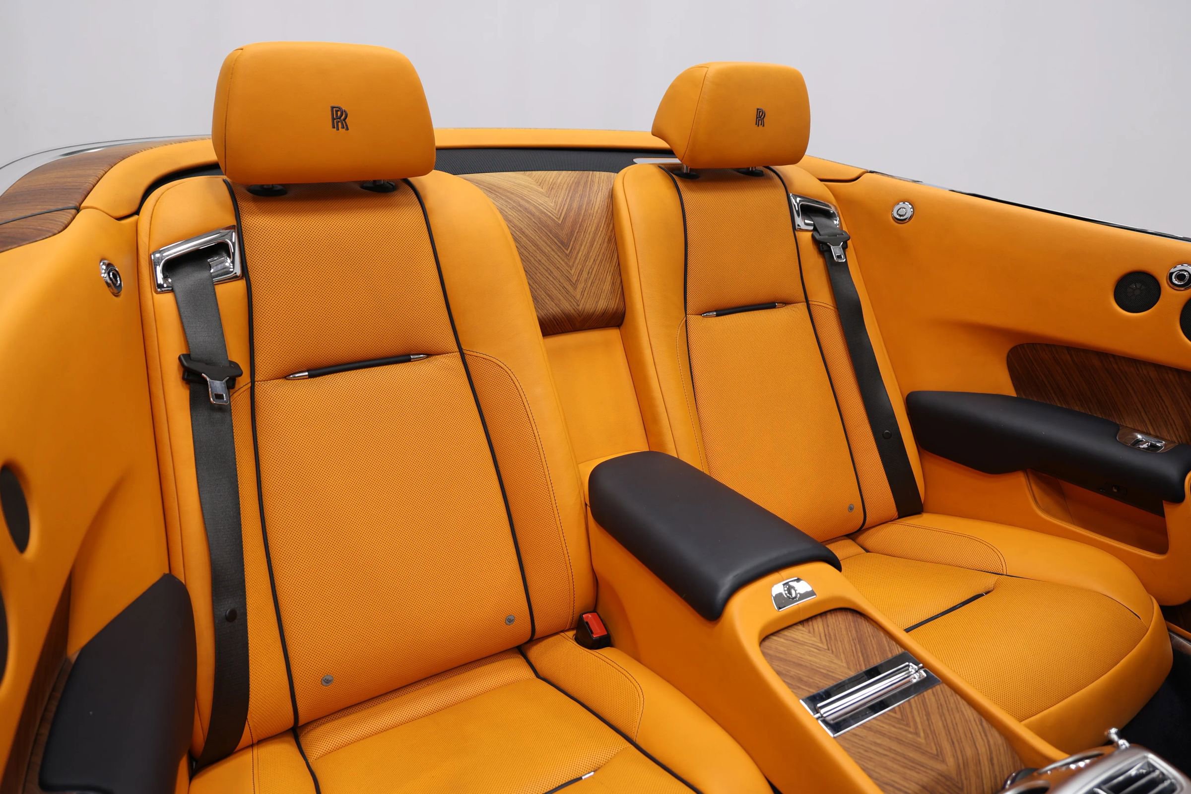 Used 2016 Rolls-Royce Dawn image 66