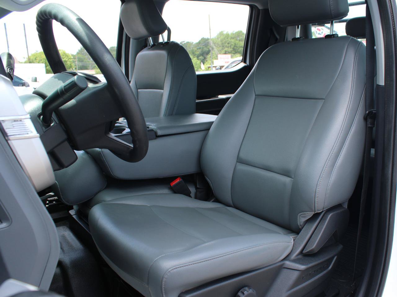 Used 2025 Ford F350 XL AWD/4WD image 17