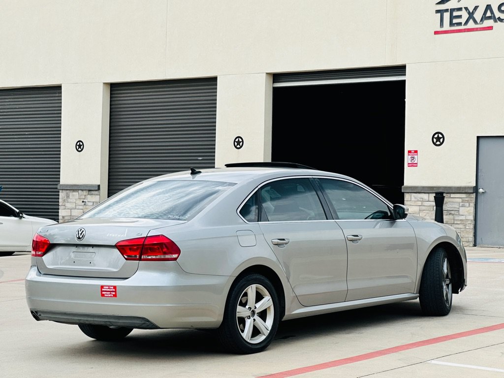 Used 2013 Volkswagen Passat 2.5 SE FWD image 11