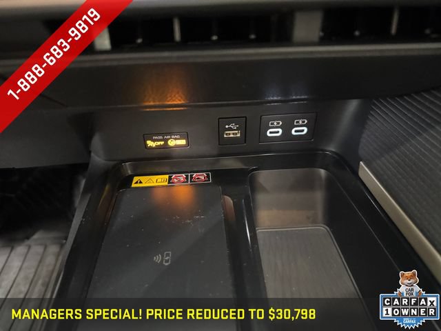 Used 2025 Toyota Camry SE AWD/4WD image 17