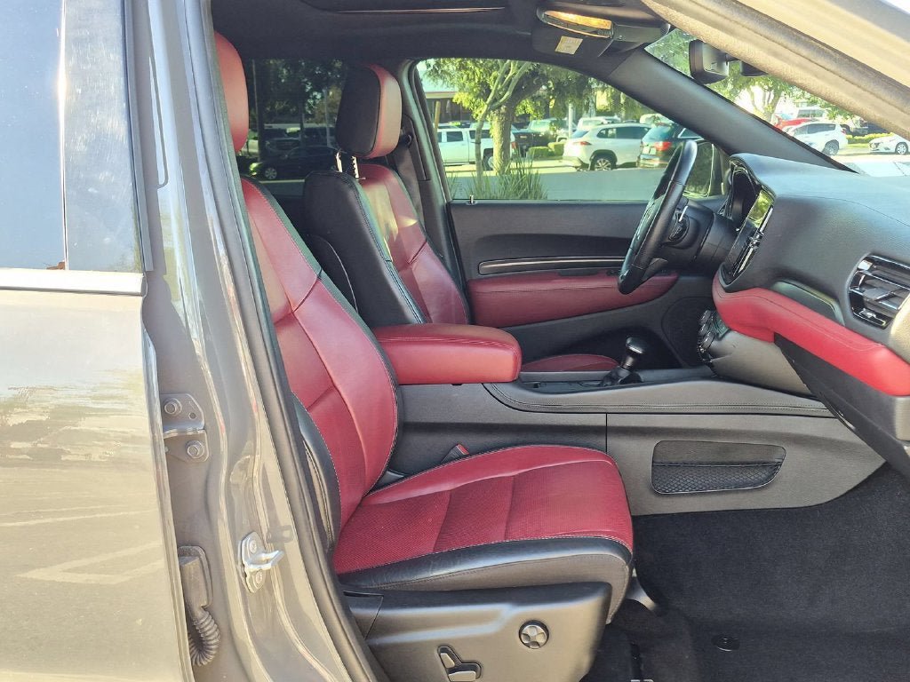 Used 2022 Dodge Durango R/T w/ Blacktop Package AWD/4WD image 33