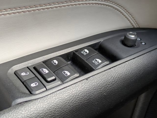 Used 2024 Jeep Compass Limited AWD/4WD image 25