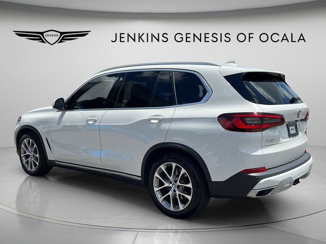 Used 2021 BMW X5 xDrive45e w/ Premium Package AWD/4WD image 5