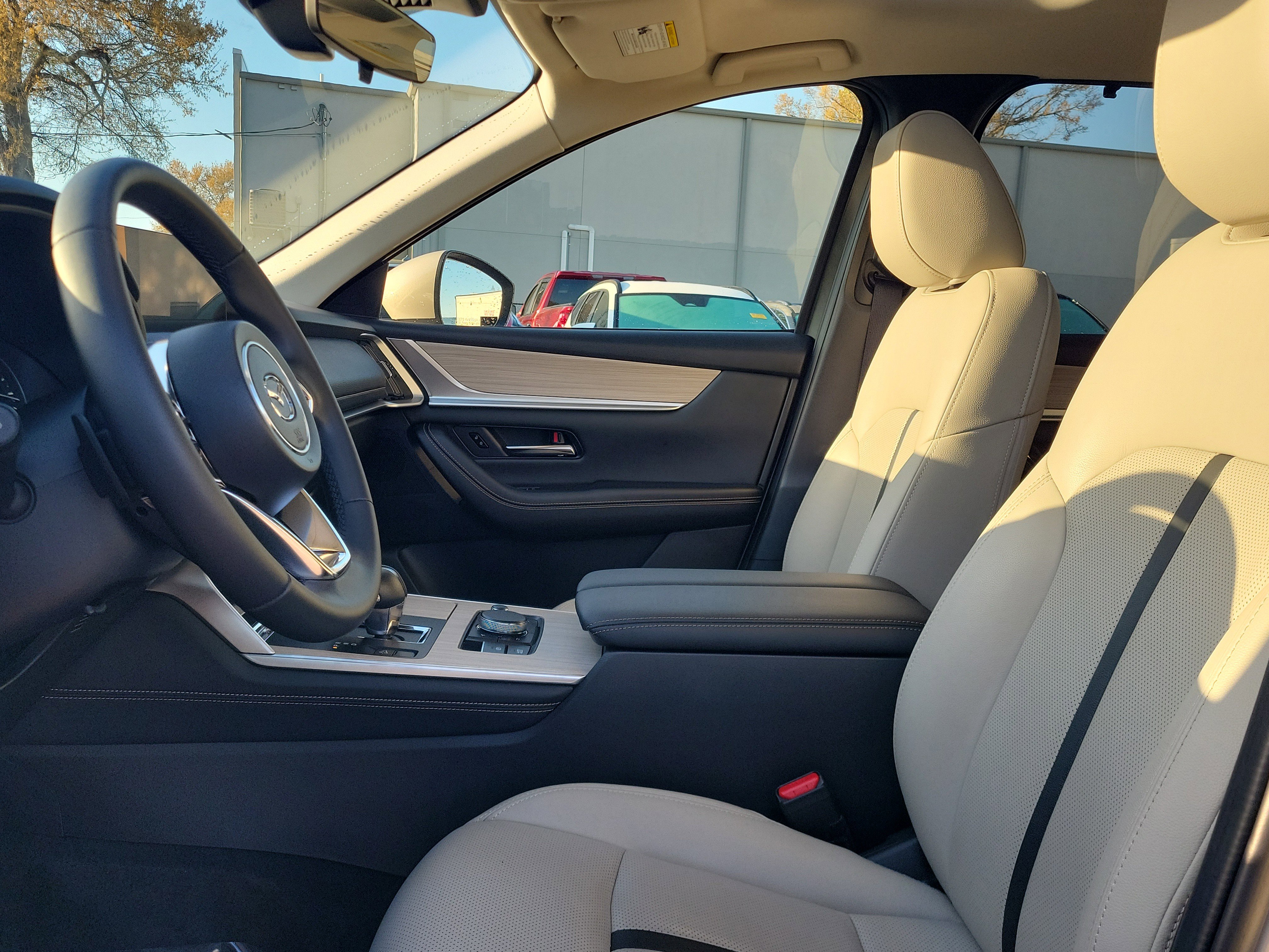 Used 2025 MAZDA CX-90 3.3 Turbo w/ Preferred Package image 25