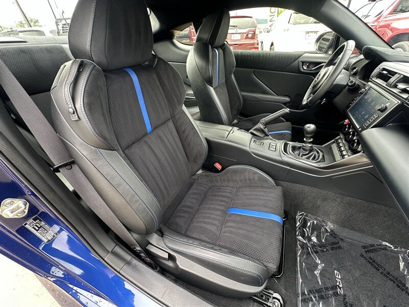 Used 2025 Subaru BRZ tS RWD image 35