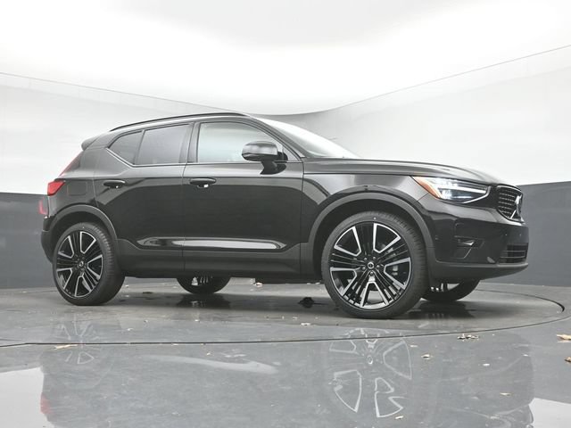 New 2026 Volvo XC40 B5 Ultra w/ Protection Package Premier AWD/4WD image 36