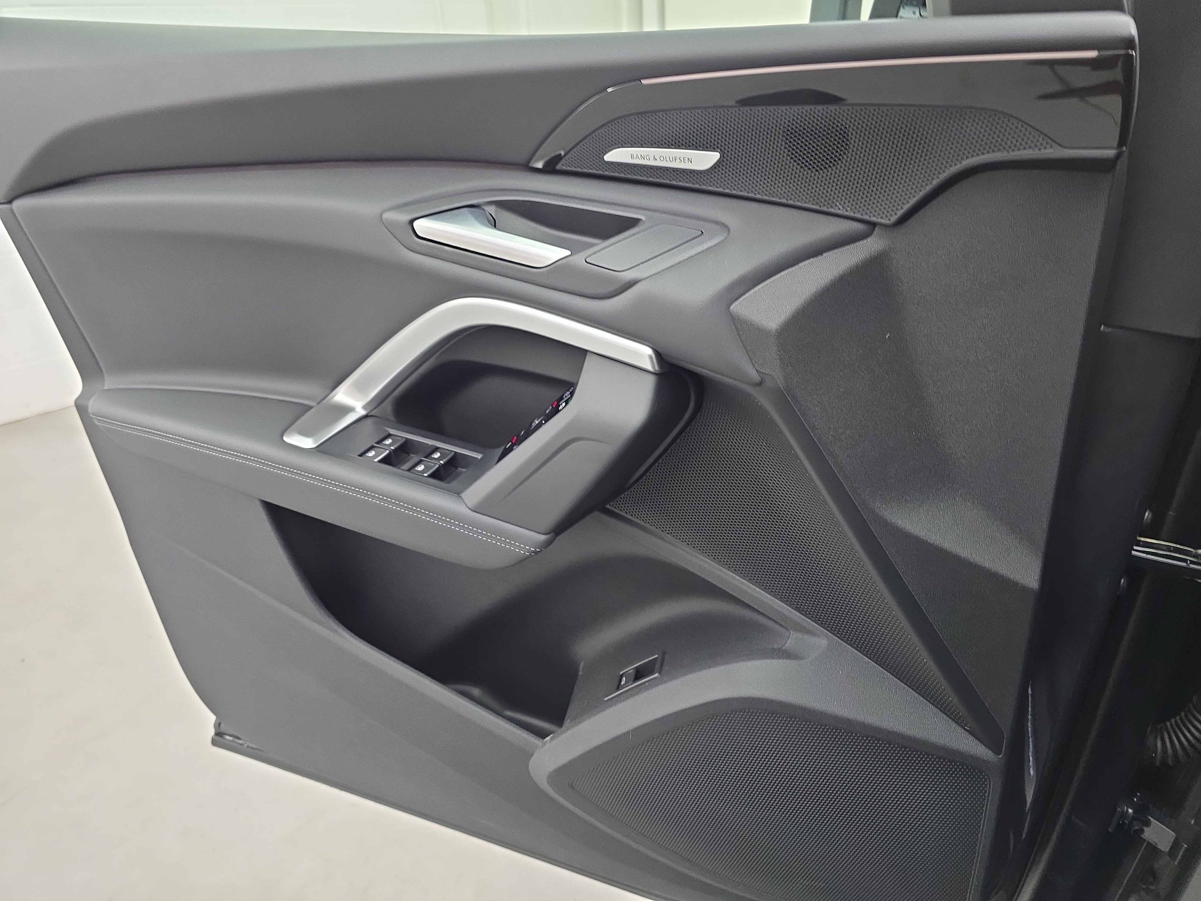 New 2025 Audi Q5 Premium Plus image 26