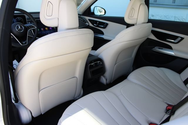 New 2026 Mercedes-Benz E 450 4MATIC Sedan image 23