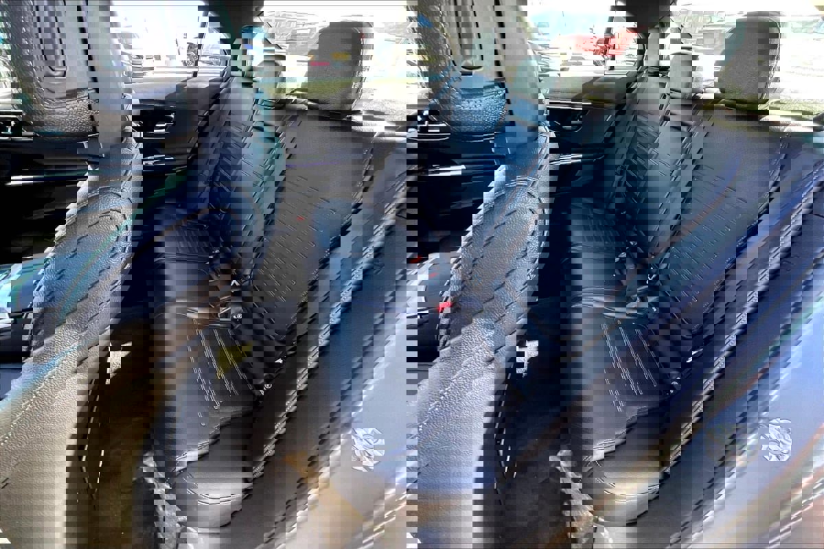 Used 2023 Mercedes-Benz C 300 Sedan w/ AMG Line w/ Night Package image 22