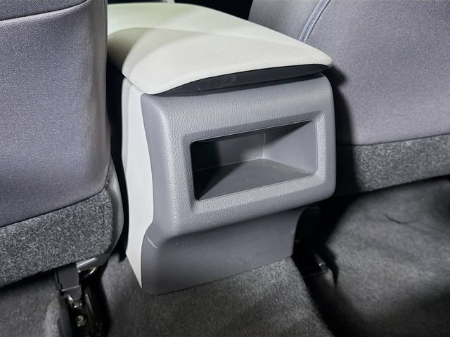 Used 2021 Toyota Camry LE FWD image 24