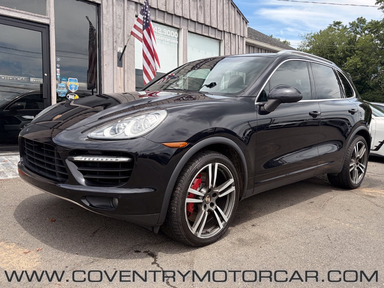 Used 2012 Porsche Cayenne Turbo AWD/4WD image 2