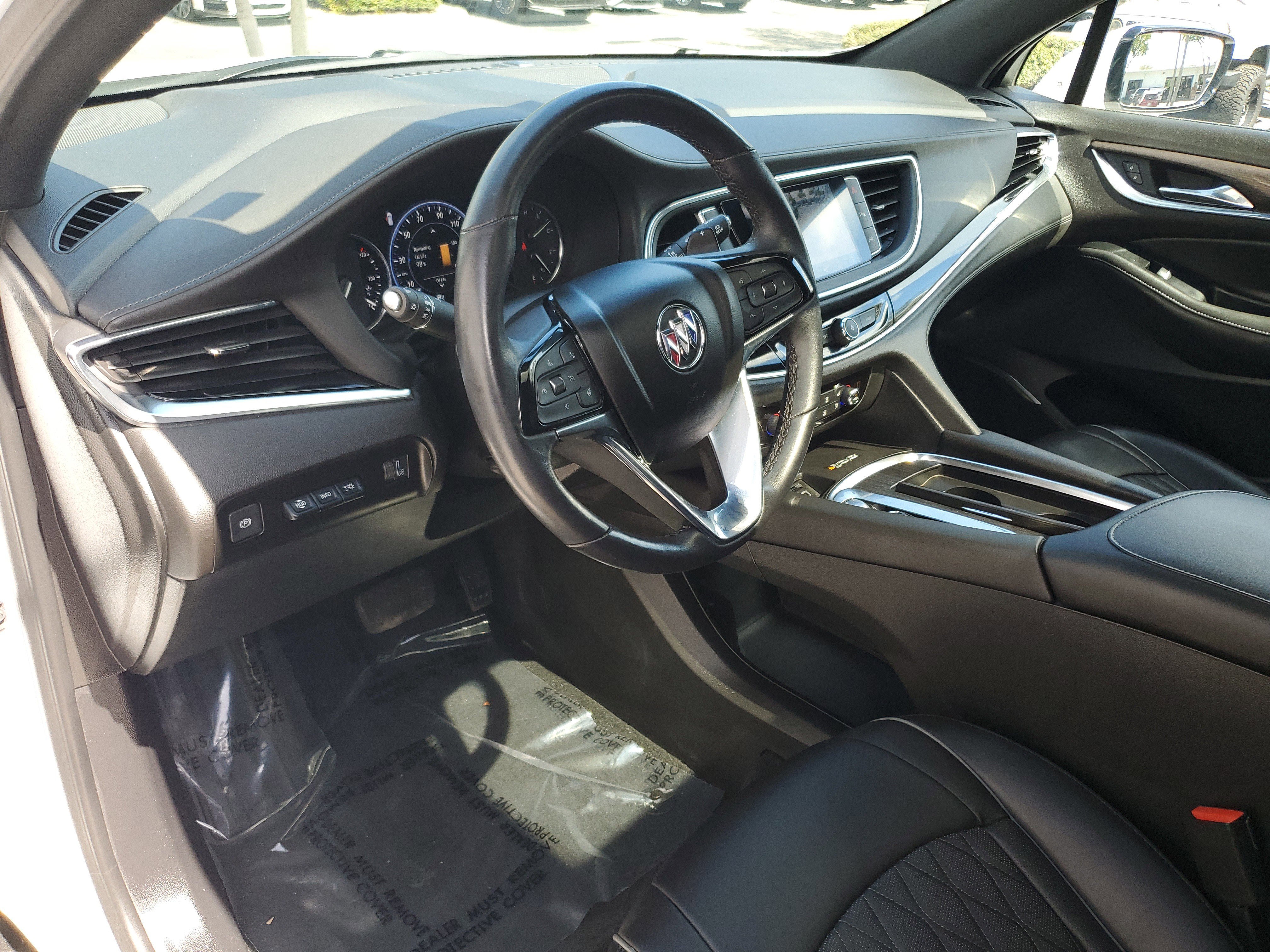 Used 2024 Buick Enclave Avenir w/ Avenir Technology Package image 23