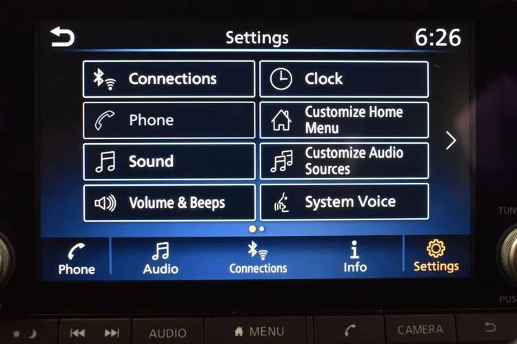 Used 2025 Nissan Sentra SV FWD image 30