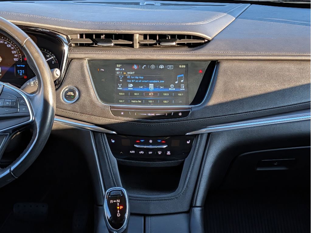 Used 2019 Cadillac XT5 Luxury image 18