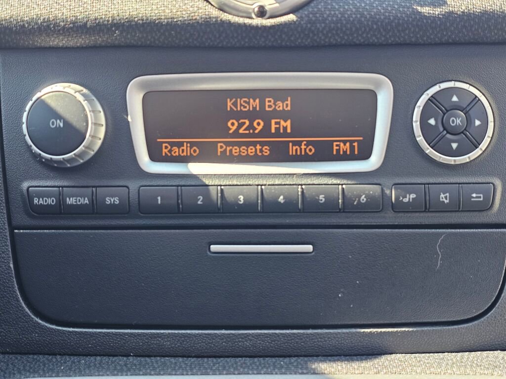 Used 2015 smart fortwo pure image 20