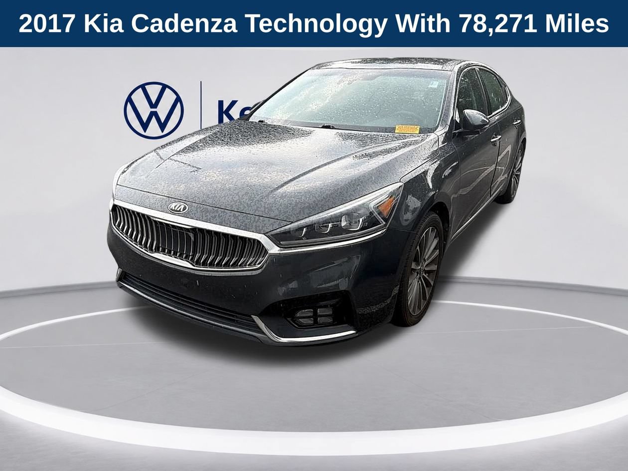 Used 2017 Kia Cadenza Technology