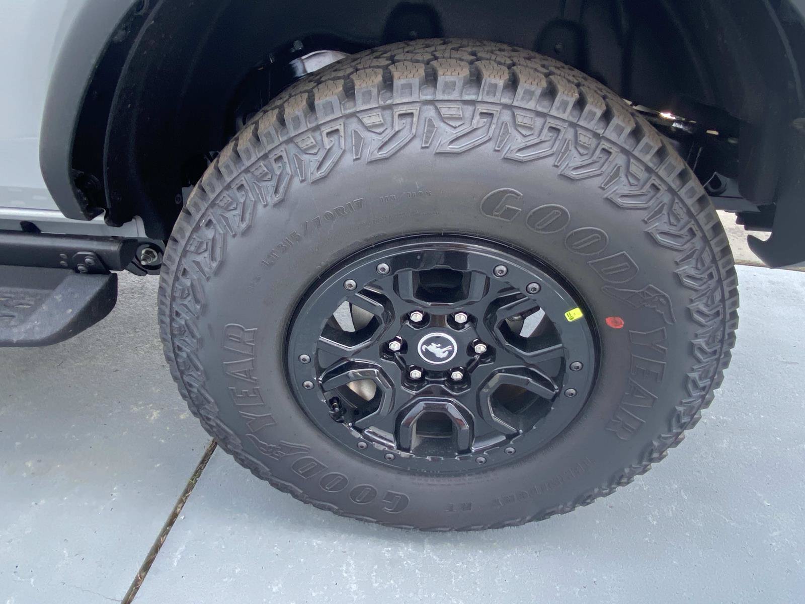 New 2026 Ford Bronco Big Bend w/ Black Diamond Package AWD/4WD image 7