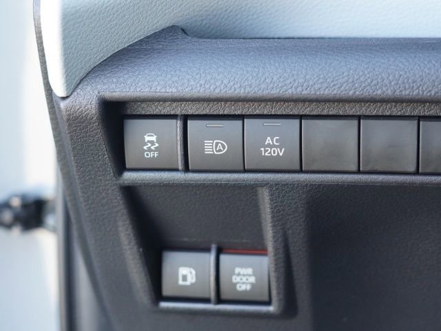 Certified 2026 Toyota Sienna XSE image 17