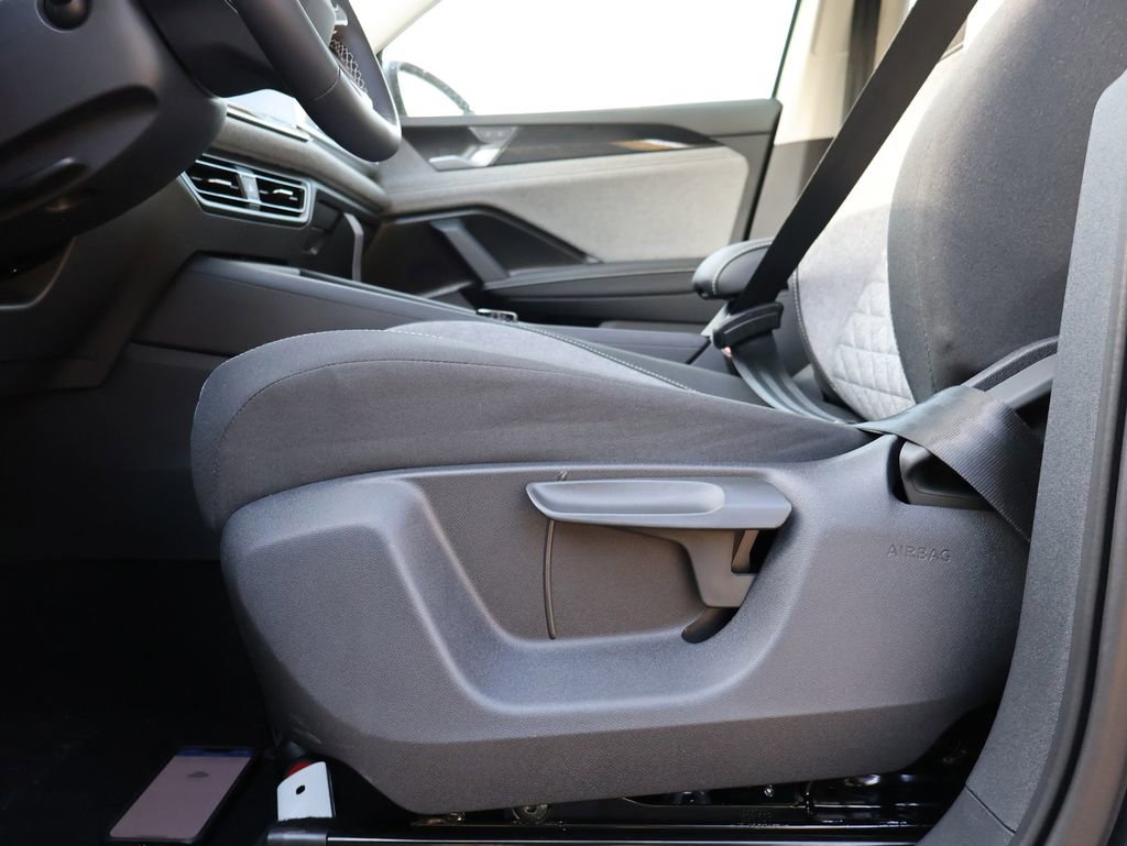 New 2026 Volkswagen Tiguan S image 36