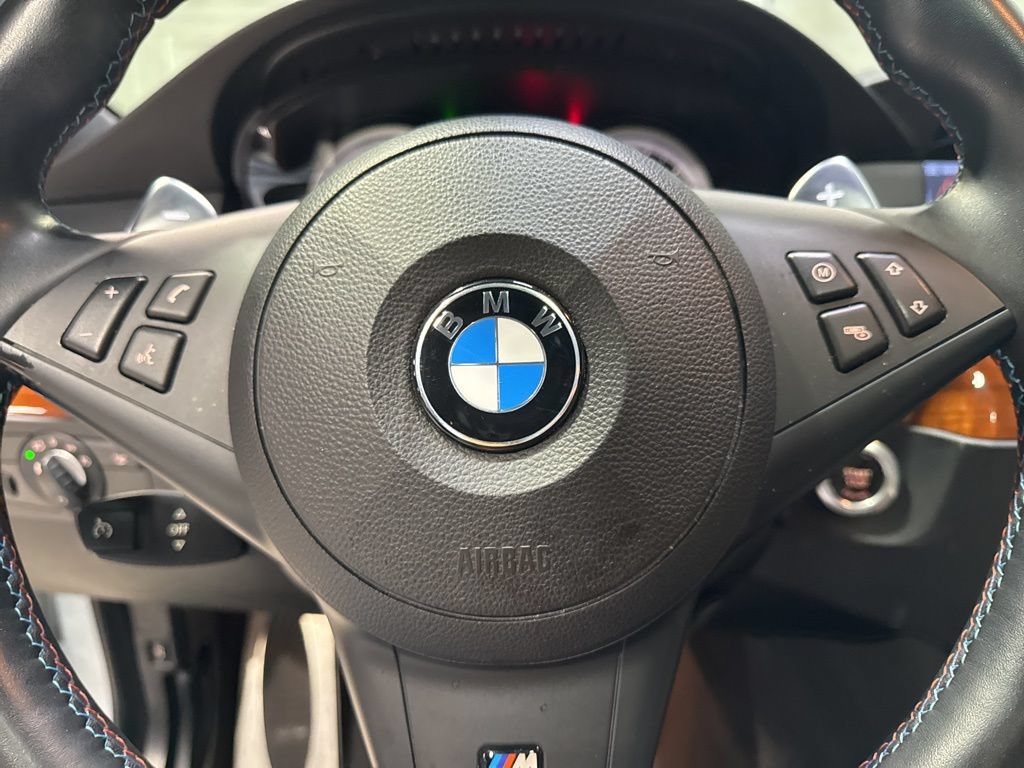 Used 2010 BMW M5 RWD image 23