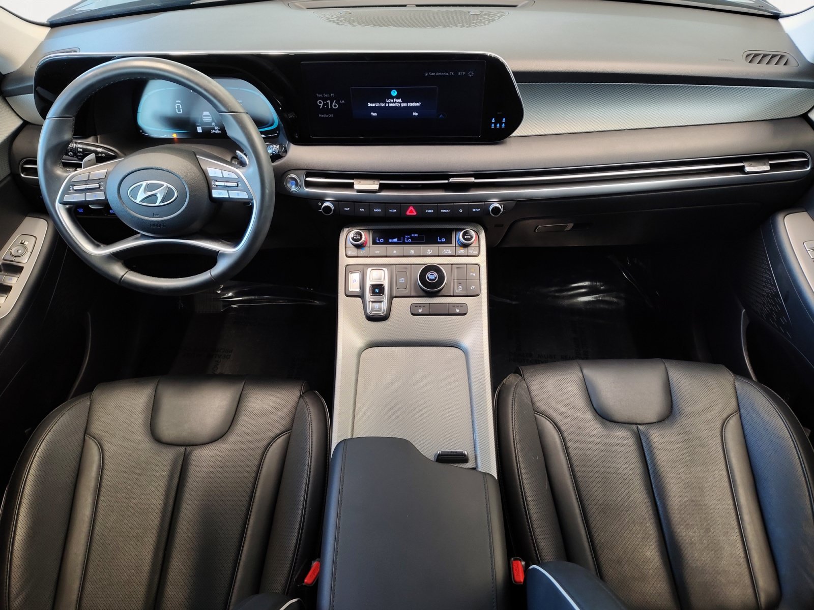 Used 2024 Hyundai Palisade SEL FWD image 3