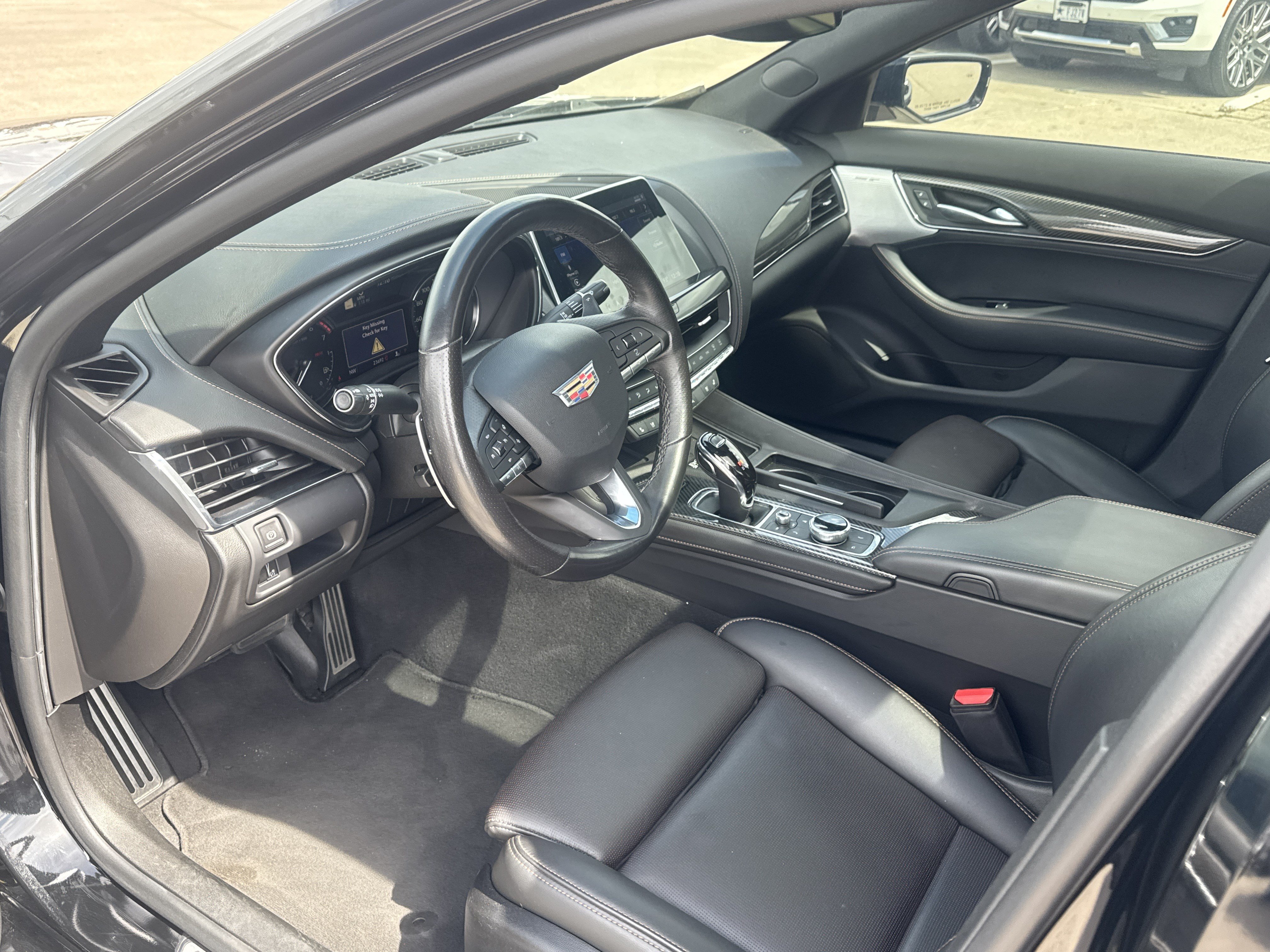 Used 2023 Cadillac CT5 Sport RWD image 5