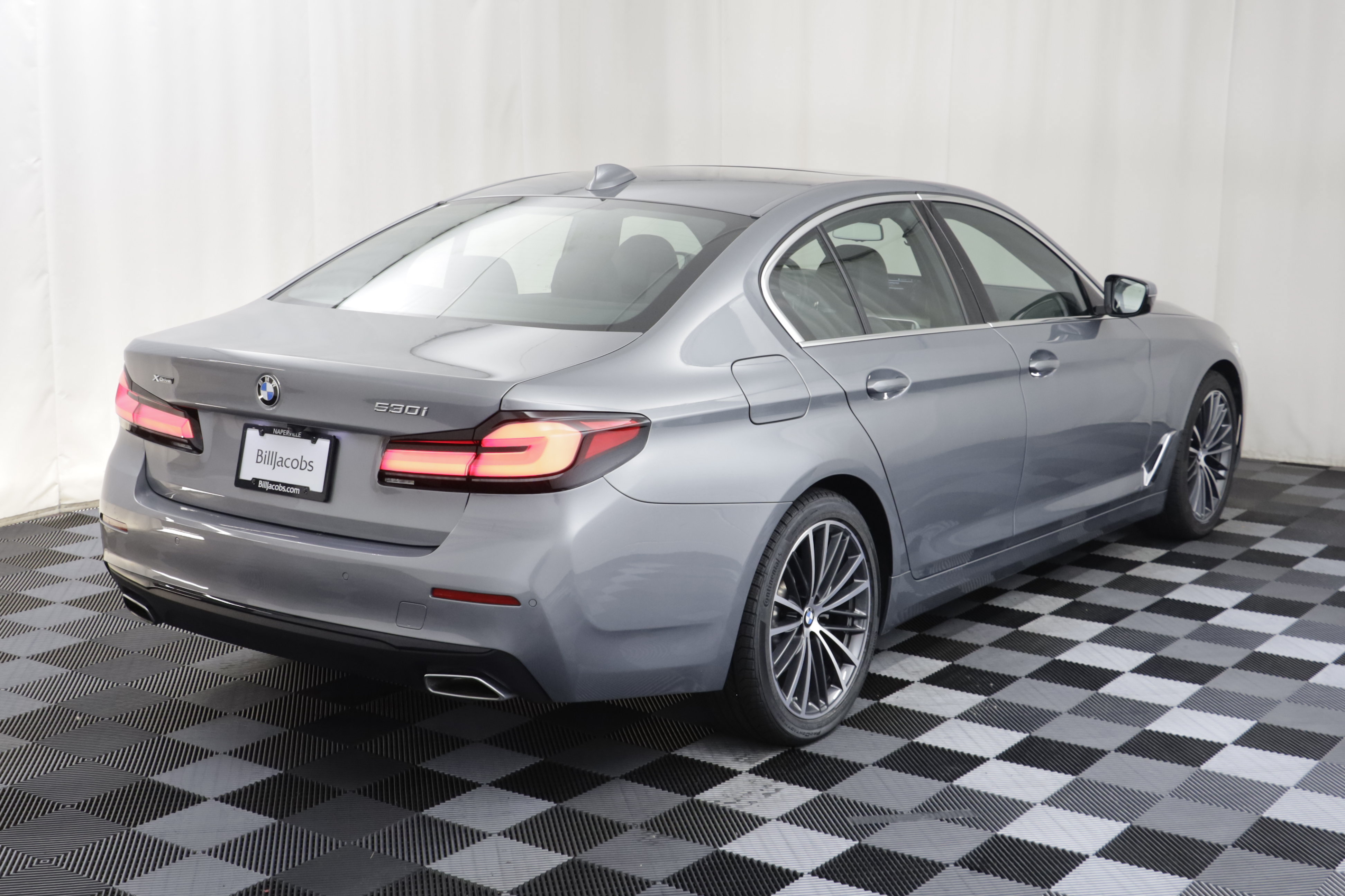 Used 2023 BMW 530i xDrive w/ Convenience Package AWD/4WD image 19
