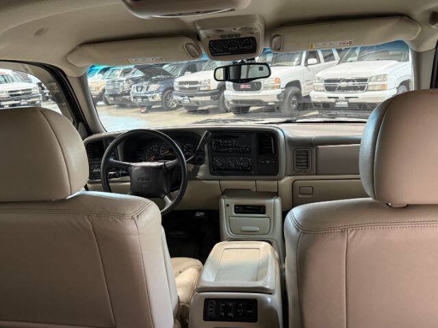 Used 2000 GMC Yukon XL 2500 SLT w/ SLT Marketing Opt Pkg AWD/4WD image 19