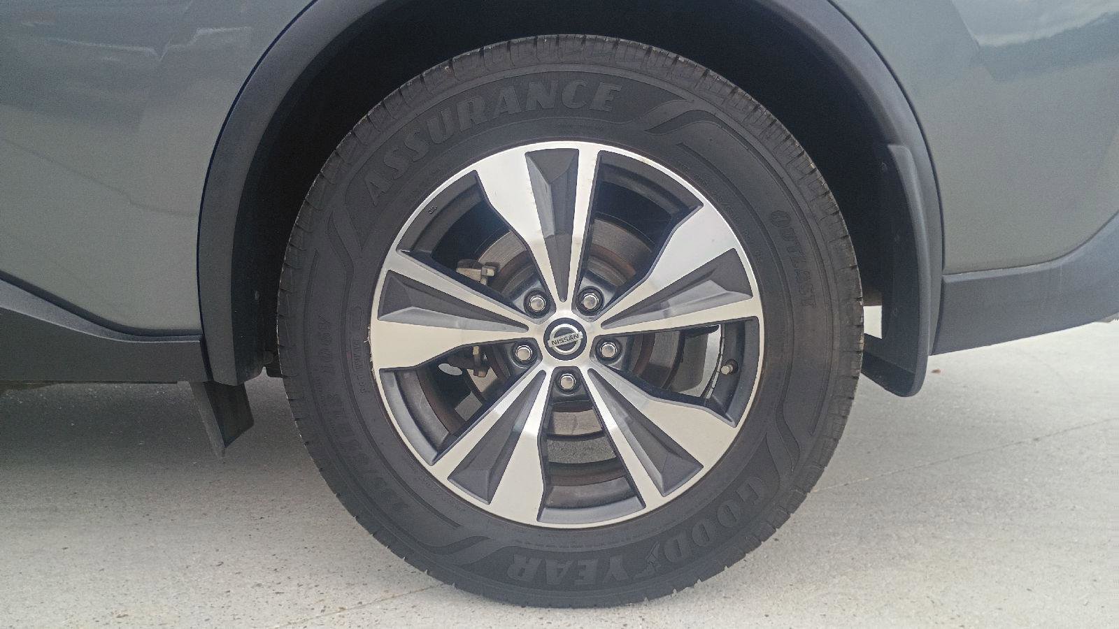 Used 2019 Nissan Murano SV image 23