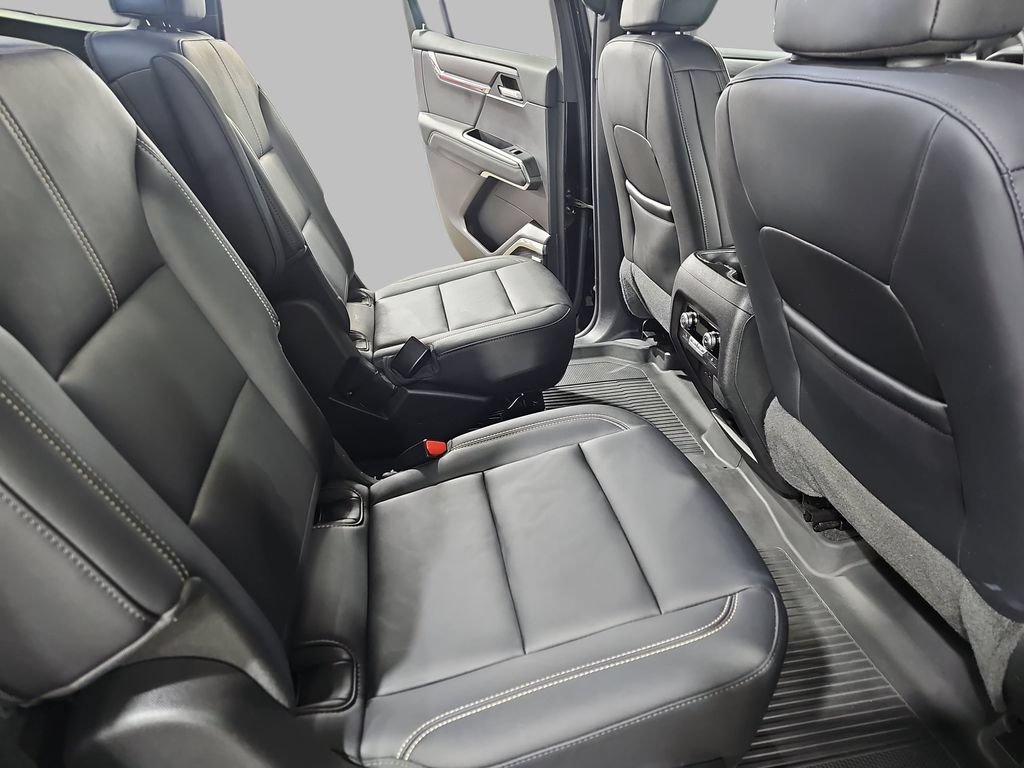 Certified 2024 GMC Acadia Elevation w/ Luxury Package FWD image 14