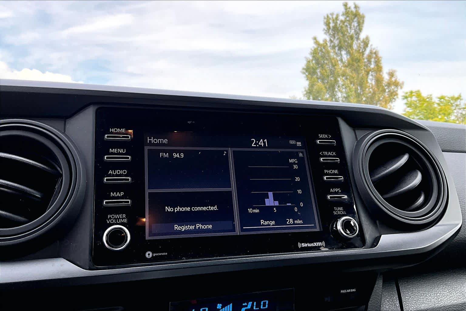 Used 2022 Toyota Tacoma SR AWD/4WD image 31