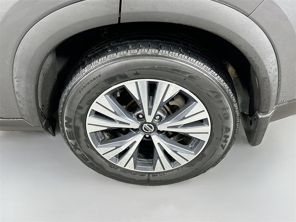 Used 2021 Nissan Rogue SV image 28