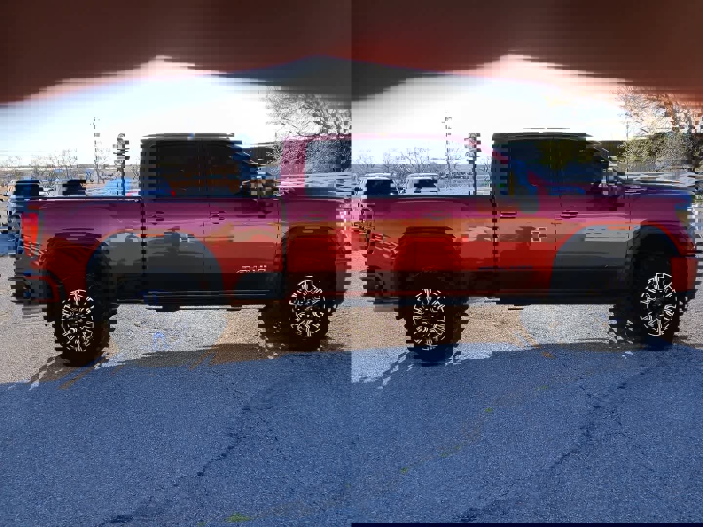 Used 2023 GMC Sierra 2500 AT4 w/ AT4 Preferred Package image 8