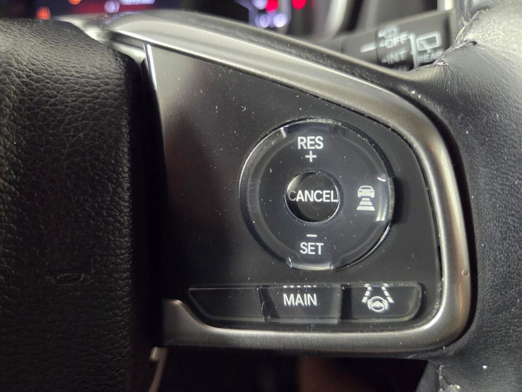 Used 2018 Honda CR-V Touring image 17